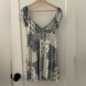 NWOT Urban Outfitters flowy print dress